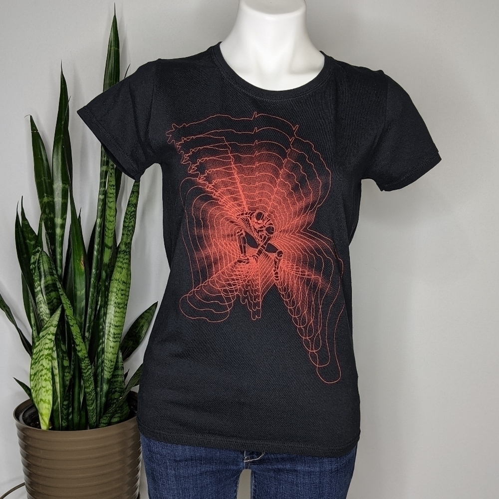 ✨3/$15 Loot Crate Marvel Ant-Man black & red t-shirt M